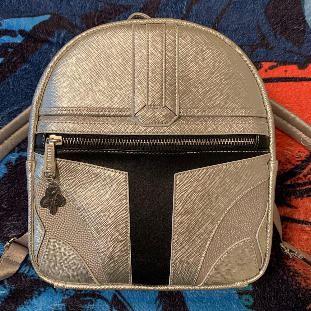 LoungeFly StarWars The Mandalorian Mini Backpack